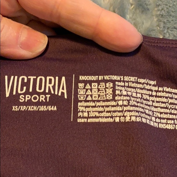 Victoria’s Secret Sport legging XS capri. VS103 - Picture 7 of 9